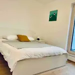 Charming 2 Bedrooms Flat In Center W Free Parking &Terrace