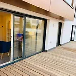 Charming 2 Bedrooms Flat In Center W Free Parking &Terrace