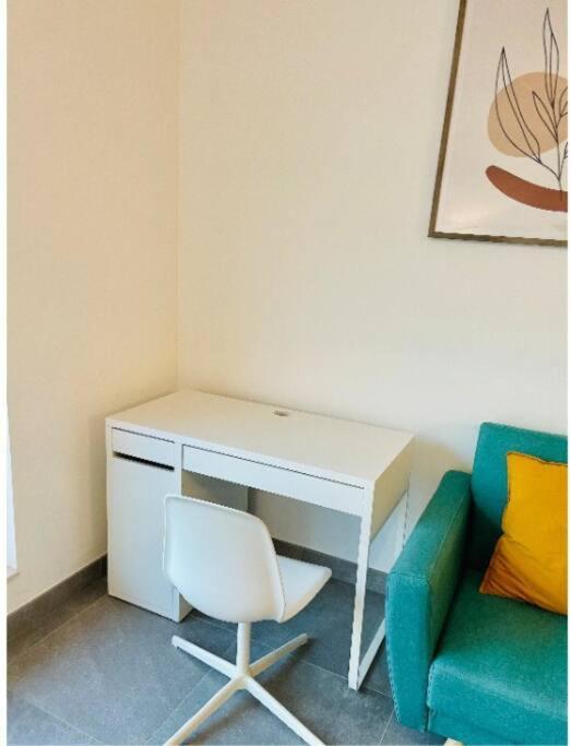 Charming 2 Bedrooms Flat In Center W Free Parking &terrace Luxemburg
